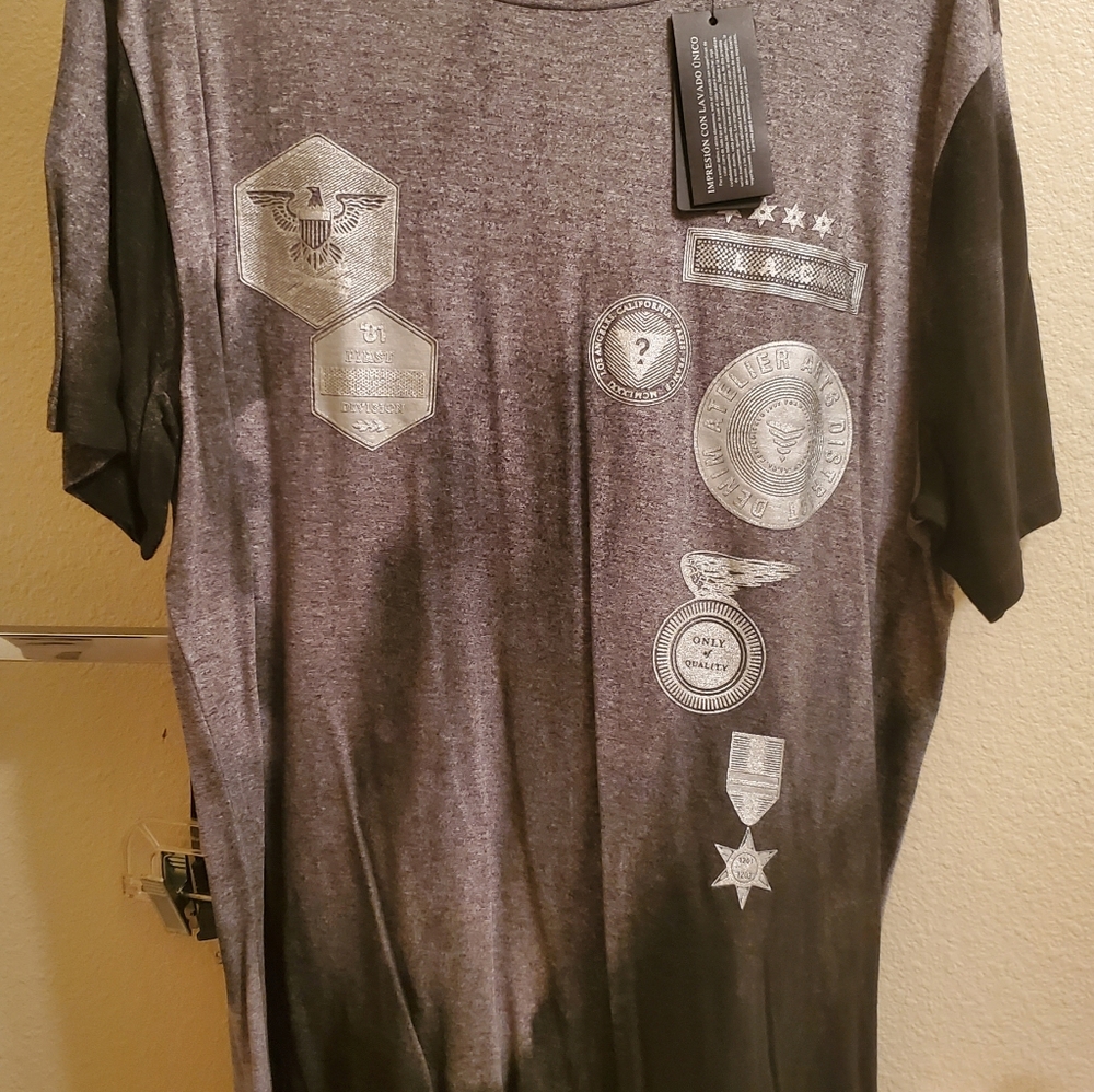 Guess TShirt (Unisex)